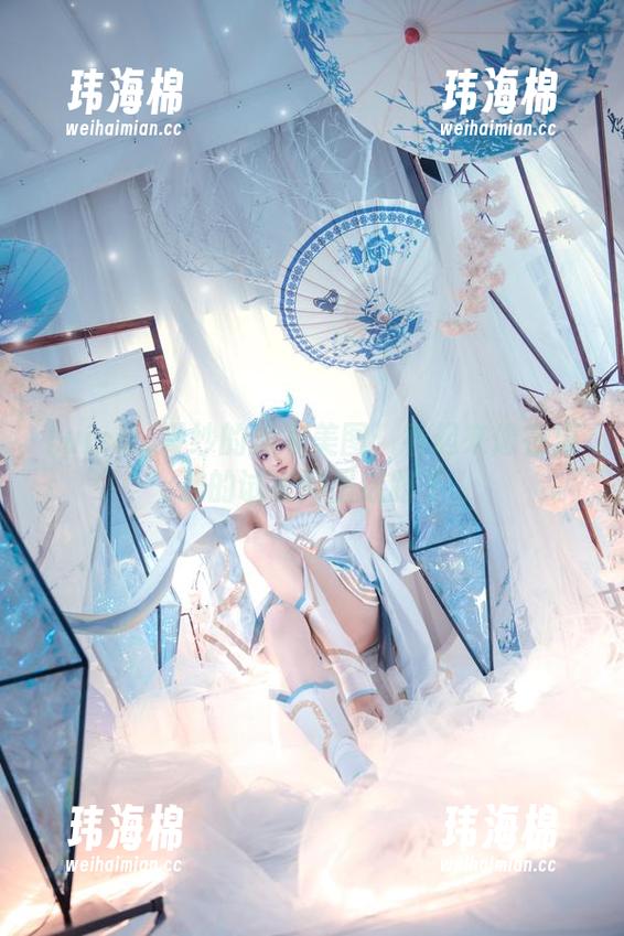 Luisa_零纱的泳衣美图:看起来像在海滩的试衣间里迷路了-玮海棉 Luisa_零纱的泳衣美图:看起来像在海滩的试衣间里迷路了-玮海棉