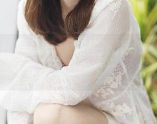 MyGirl美媛馆 - 伊雨蔓Fiona在线：白裙，这得是有多懒才穿成这样吧