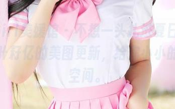 MyGirl美媛馆 - 不想一头扎进夏日的热浪？叶籽亿的美图更新，给你小小的避暑空间。