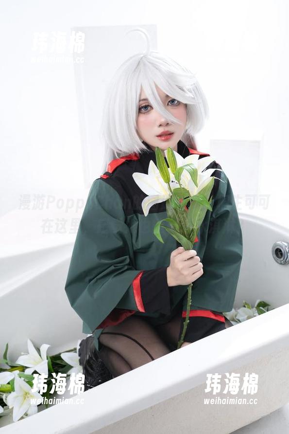漫游PoppaChan的图册合集：桐生可可在这里，感觉她也能拿着冰淇淋？-玮海棉