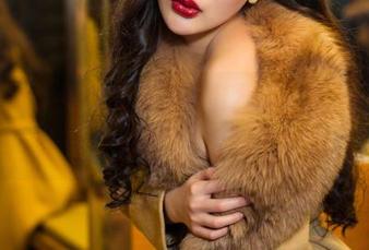 TouTiao头条女神 - 刘瑾希图集大公开，分享一份绝佳的女王气魄