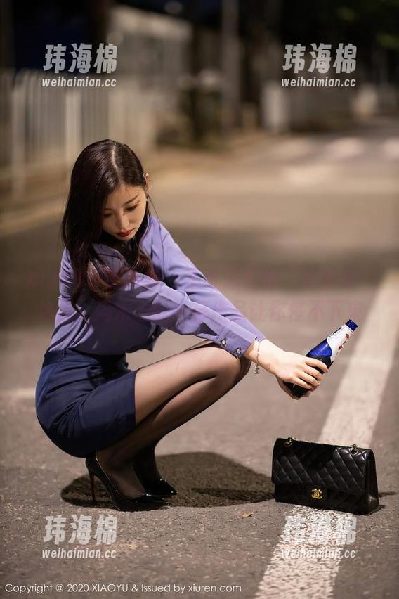 XIAOYU语画界 - 不可思议的“无圣光”体验，冯木木的牛仔作品让你停不下来-玮海棉