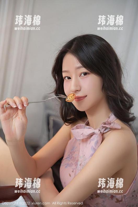 Xiuren秀人网 - 翻看梦心玥的肉丝写真，每张图片都是突然的惊艳，真让人情不自禁想多看几眼。-玮海棉