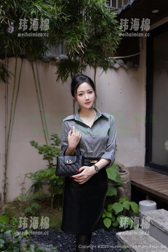 Xiuren秀人网 - 办公室大冒险：温心怡高清写真，老板还在加班吗？-玮海棉