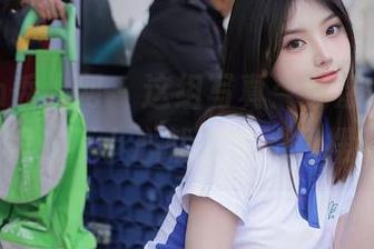 Xiuren秀人网 - 这组写真：荡漾Crystal连衣裙，不小心就被她的裙摆吸引了