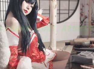 Yuna(윤아)女孩私拍资源，太好玩了，简直就像打开了新年礼物箱！
