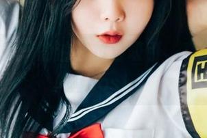 被Zia(지아)的油亮妆容吸引，真想偷穿那套cos！