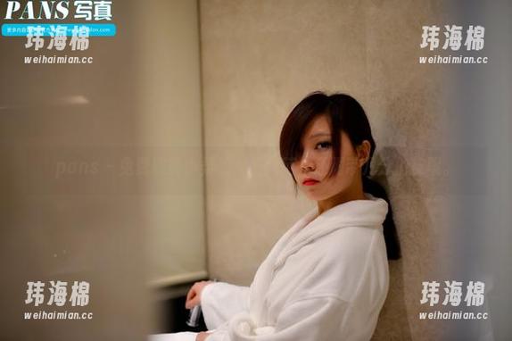pans - 免费欣赏小柔的女王风范,还附带几分俏皮呢。-玮海棉 pans - 免费欣赏小柔的女王风范,还附带几分俏皮呢。-玮海棉