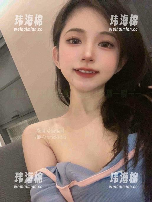 倦倦喵的短裙漫游，美图记录那一瞬——你猜她在想啥？-玮海棉