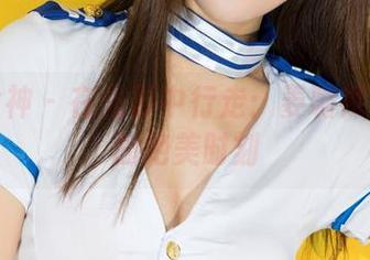 克拉女神 - 在光影中行走：姜璐裸足资源的绝美时刻
