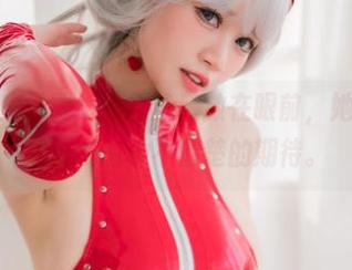 把千反田鹿子罩纱豹纹泳装放在眼前，她的更新总是让我有种不清楚的期待。