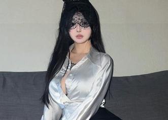微密圈 - 透过卡通百科老王的镜头，看到的不止是照片，而是另一个自我——到底是为了谁？