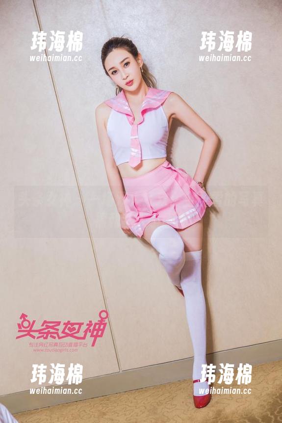 头条女神 - 一场双人狂欢：金圣雪的写真福利乱入小剧场-玮海棉