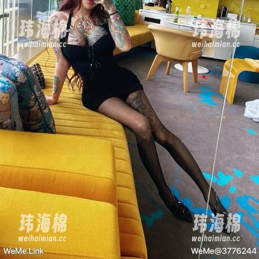 微密圈 - 从奈斯希希的油亮美图中偷走一点光辉，谁都不怪我！-玮海棉
