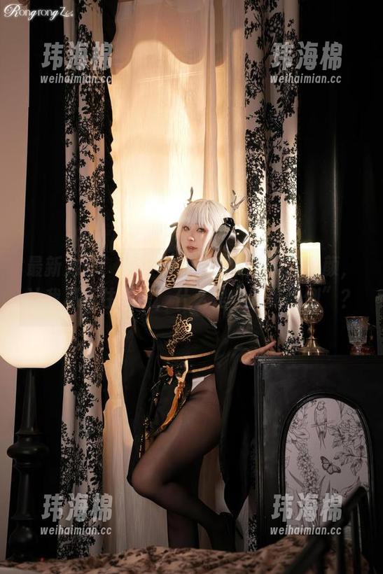 最新力作,小容仔咕咕咕w的美脚容颜,让我忍不住思考,什么是“完美比例”?-玮海棉 最新力作,小容仔咕咕咕w的美脚容颜,让我忍不住思考,什么是“完美比例”?-玮海棉