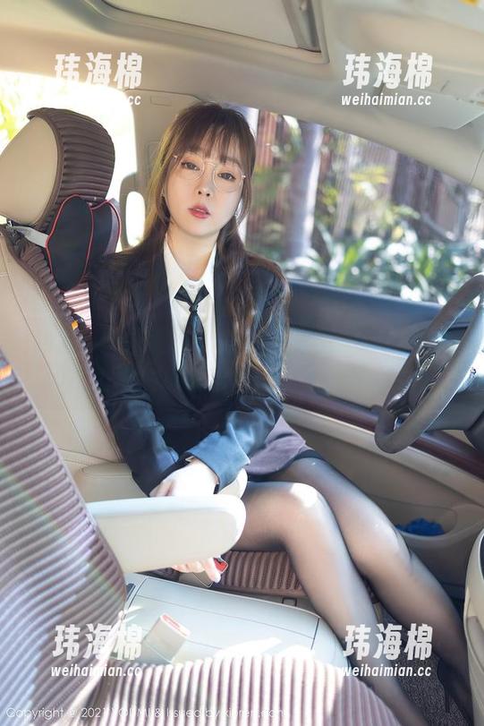 尤蜜荟 - 黄歆苑：这户外写真，让我脑海里不由自主地冒出一堆花哨的图库名！-玮海棉