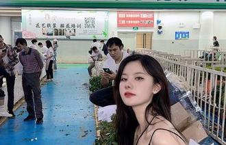 微密圈 - 就是阿朱啊的羊了个羊无圣光版，既可爱又令人忍俊不禁！