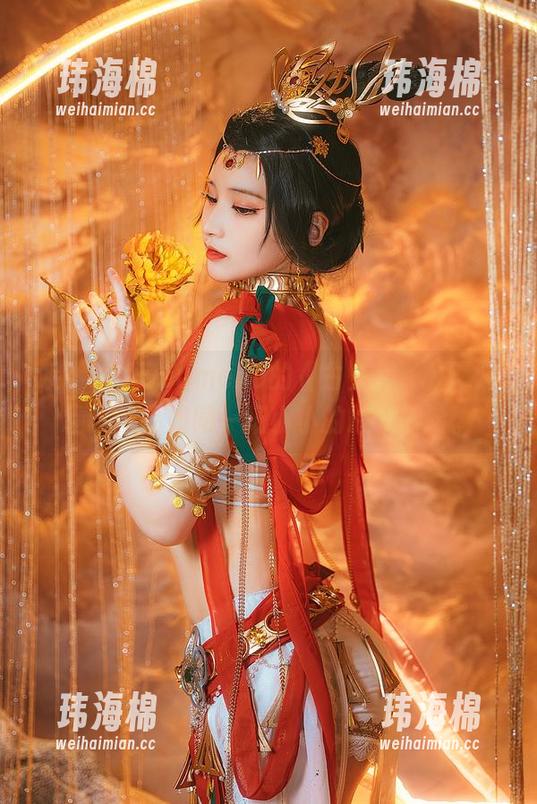 哦，幼爱youmeko的《古见硝子》，这精选作品如同一场小小的心灵冒险。-玮海棉