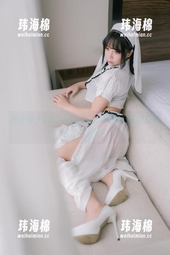 抱走莫子aa的最新作品：胶衣，难道是想要赶上流行？-玮海棉