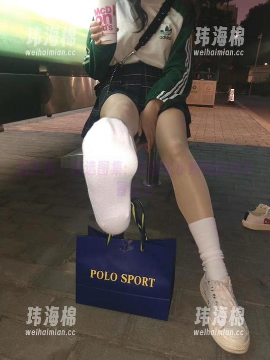 微密圈 - 精选图集：无敌哒小姨妈的婚纱冒险记-玮海棉