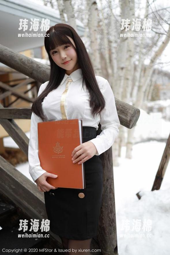 模范学院 - 私拍星萌的秘书角色，明天还能带我上班吗？-玮海棉