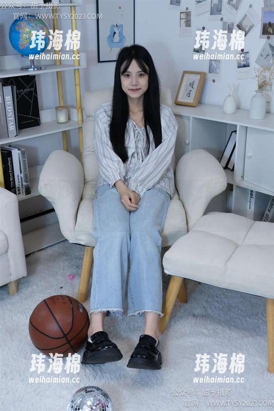 甜予摄影 - 小云的写真图册：剪指甲泡脚，有点小文艺哦-玮海棉