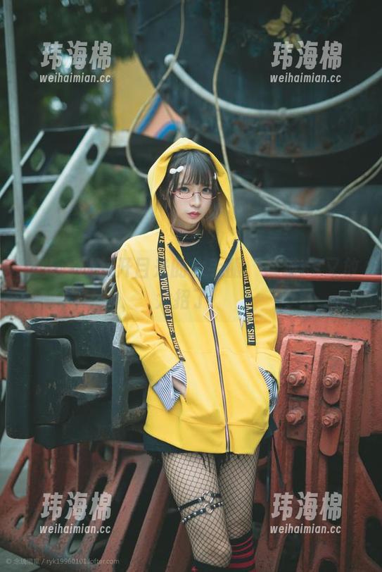 让人难以移开目光的水手服，疯猫ss又放大招了！-玮海棉