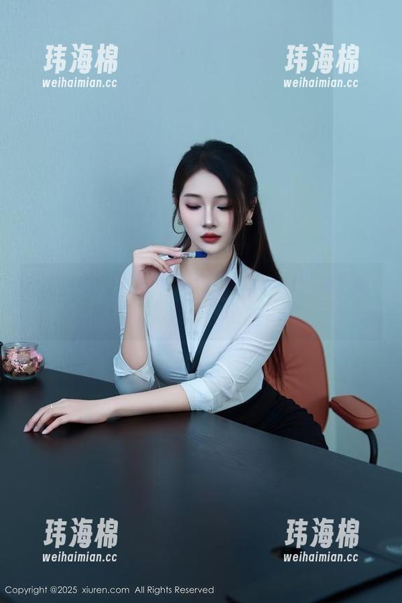秀人网 - 图集里的周jojobaby：和服让你变身日本anime主角吗？-玮海棉