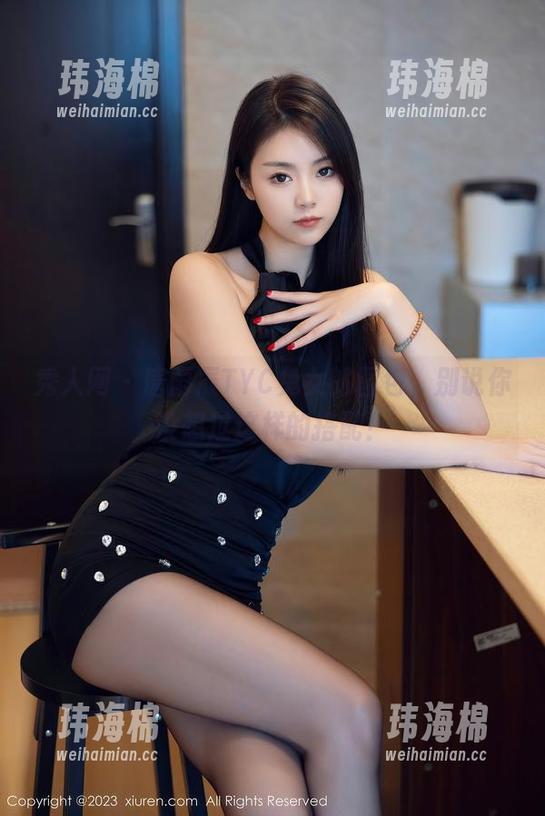 秀人网 - 唐雨辰TYC兔女郎图包，别说你没想过这样的搭配！-玮海棉