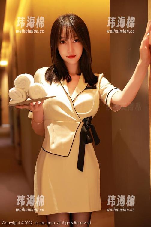 秀人网 - 充满诱惑的豆瓣酱：黑丝美臀私房时刻-玮海棉