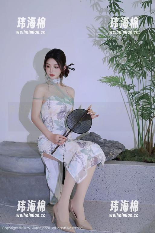 秀人网 - 陆萱萱在高清图库中，女友NTR让想象力飞扬呀！-玮海棉