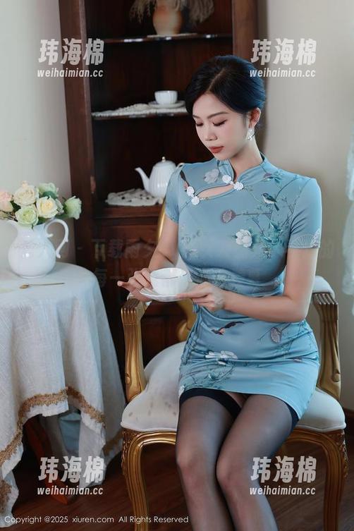 秀人网 - 下载雨夕cy的女友图集，看到的每一张我都是满脸羡慕-玮海棉