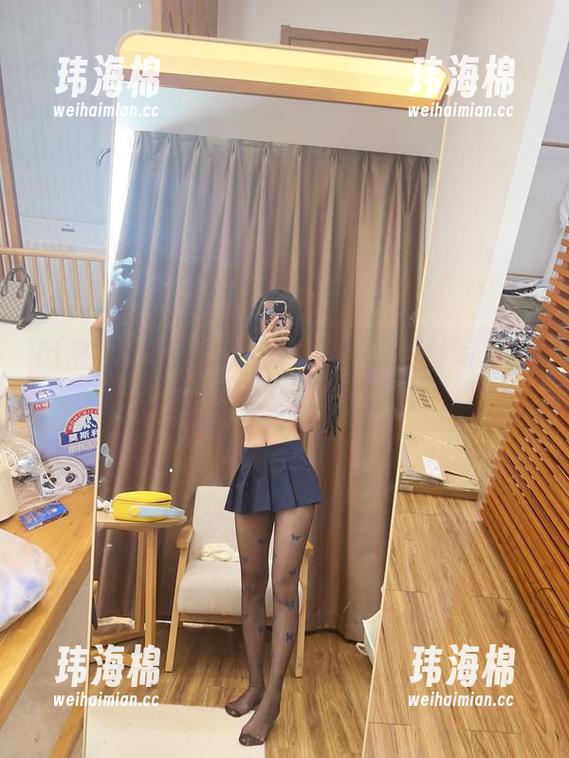 微密圈 - 胜利的小生活的蝴蝶黑丝写真集：会让你想买票的那种-玮海棉