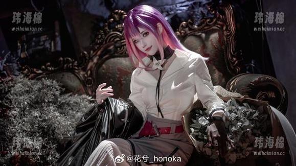 网盘里上架的红裙，花兮_honoka真的是内行，颜色搭配得驳色绝了。-玮海棉