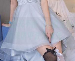 袜啵啵 - 无圣光不怕，小甜豆的小白丝袜在美图中注定发光。