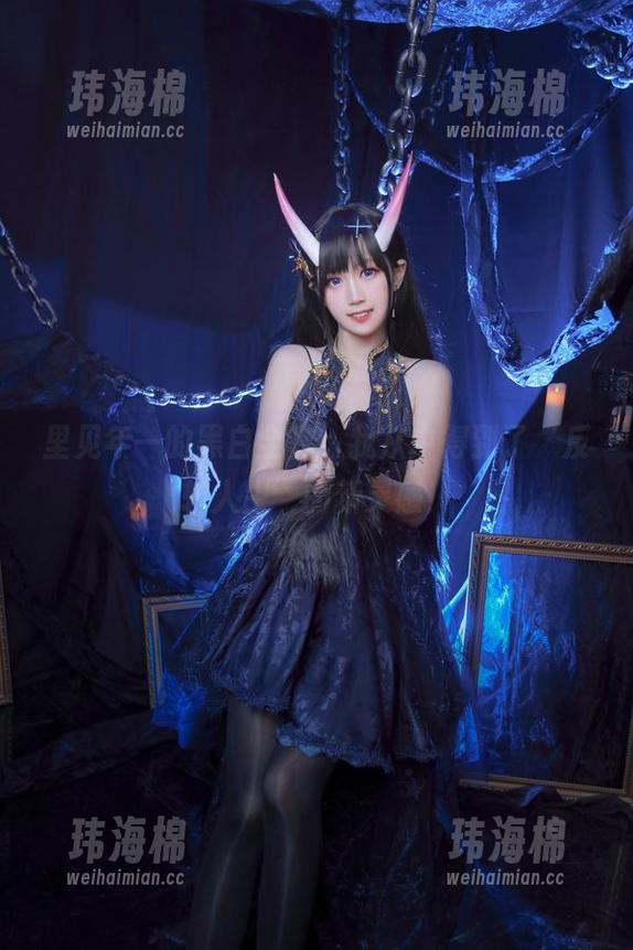 里见年一的黑白全套，我从中得到了‘反转人生’的新灵感！-玮海棉