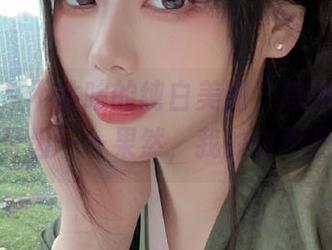 看阿九从不咕咕的纯白美图，想到了我白白的牙齿——果然，我的白不是美！
