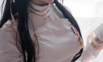 阿半今天很开心的瑜伽原图：保持优雅的同时还能享受逗乐时光！