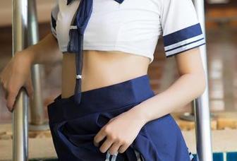 青豆客 - 施忆佳的女友，如果无圣光都能雕刻出这般韵味，真难说话！